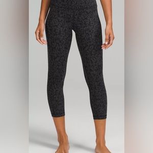 Lululemon Align High-Rise Crop 21”